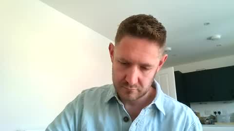 Snapshot of dirtylondon729 chatting on 06.29.26 Exhibitionist Ben online show from 06.29.26