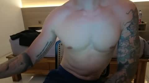 Snapshot of dirtyprettyboi chatting on 04.20.26 buy tokens with link online show from 04.20.26