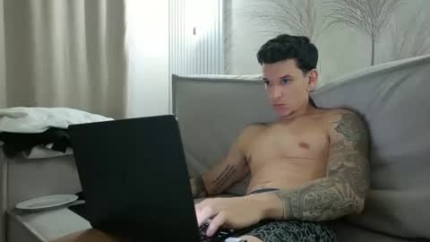 Snapshot of dirtyprettyboi chatting on 05.21.26 buy tokens with link online show from 05.21.26