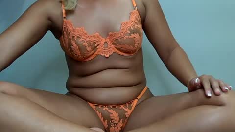 Snapshot of dirtythirtybabe01 chatting on 07.20.26 dirtythirtybabe01 online show from 07.20.26