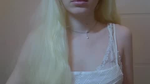 DitaMilton online show from 02.02.26