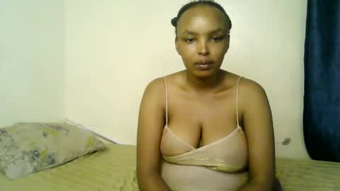 Snapshot of diva_cheupe chatting on 03.26.26 diva_cheupe online show from 03.26.26