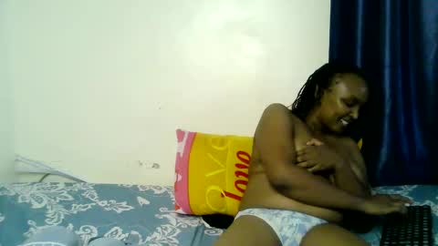 Snapshot of diva_cheupe chatting on 04.13.26 diva_cheupe online show from 04.13.26