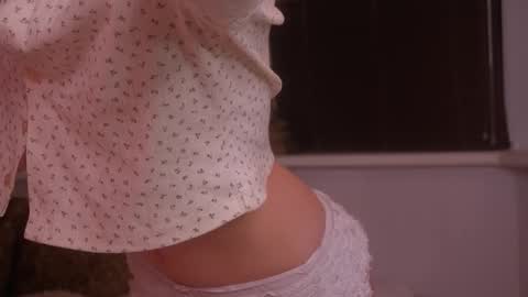 Eva and Lucia online show from 09.25.25