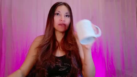 DivineLynn online show from 01.15.25