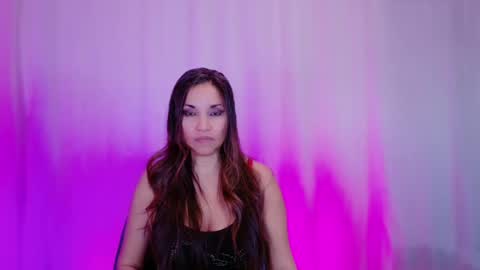 DivineLynn online show from 02.02.25