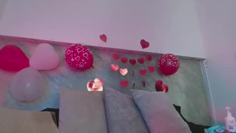 Sofia  online show from 02.14.26