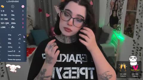 dixipixi_ online show from 02.14.25