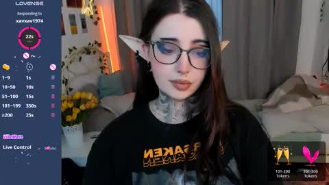 dixipixi_ online show from 09.20.25