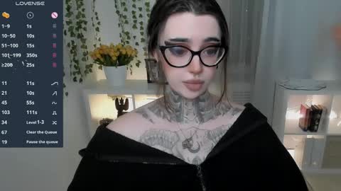 Snapshot of dixipixi_ chatting on 05.23.26 dixipixi_ online show from 05.23.26