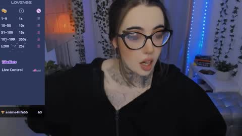 Snapshot of dixipixi_ chatting on 05.29.26 dixipixi_ online show from 05.29.26