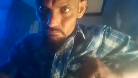 Snapshot of dixonbird41 chatting on 12.23.25 dixonbird41 online show from 12.23.25