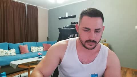 STR8 BOYv online show from 03.10.25