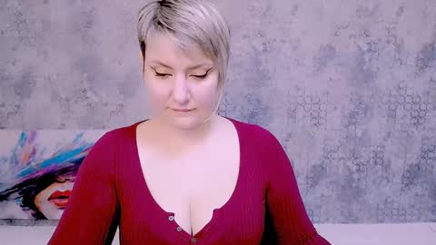 Snapshot of djullia chatting on 01.31.25 djullia online show from 01.31.25