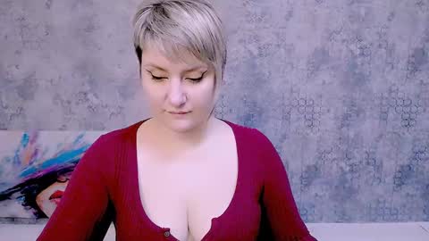 Snapshot of djullia chatting on 02.15.25 djullia online show from 02.15.25