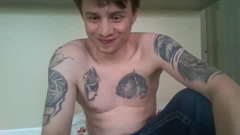 Snapshot of dmitriy005 chatting on 05.27.26 dmitriy005 online show from 05.27.26