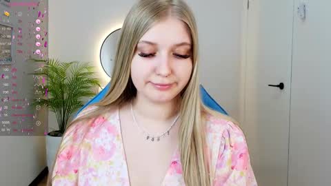 Snapshot of do_u_want_alice chatting on 02.14.25 Alice online show from 02.14.25