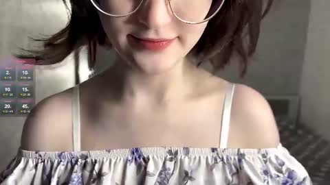 Annie PVT IS OPEN online show from 06.17.26