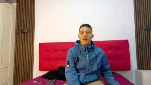  01 online show from 05.25.26