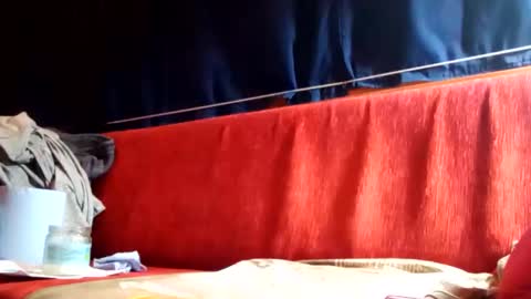 doghouseblue online show from 01.10.25