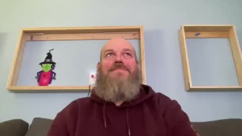 Snapshot of dolins chatting on 10.14.25 dolins online show from 10.14.25