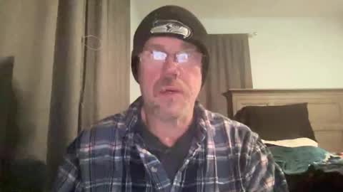 Snapshot of dolins chatting on 03.04.26 dolins online show from 03.04.26