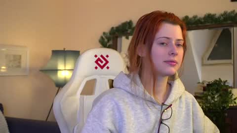 Snapshot of doll_lesli chatting on 01.13.25 Your doll Lesli online show from 01.13.25