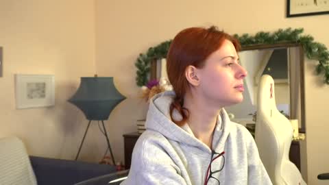 Snapshot of doll_lesli chatting on 01.15.25 Your doll Lesli online show from 01.15.25