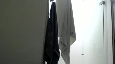 Snapshot of doll_sary chatting on 05.27.26 Catherine XXX online show from 05.27.26
