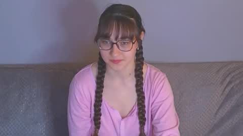 Snapshot of doll_tessa chatting on 05.15.26 Tessa online show from 05.15.26