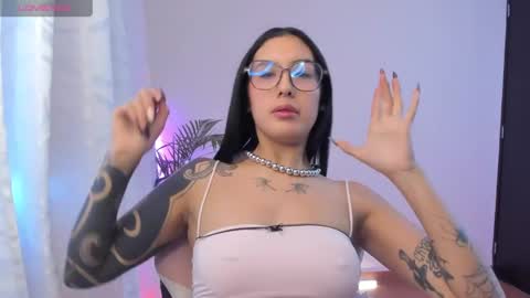 veronica  Independent model online show from 12.31.24