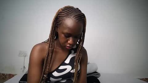 Snapshot of dollberry chatting on 12.26.24 dollberry online show from 12.26.24