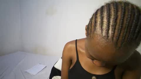 Snapshot of dollberry chatting on 03.06.25 dollberry online show from 03.06.25