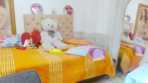 Snapshot of dolldirtyxxx1 chatting on 04.29.26 ilona online show from 04.29.26