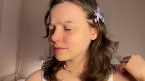 Snapshot of dolldolor chatting on 02.23.25 Charlotte online show from 02.23.25