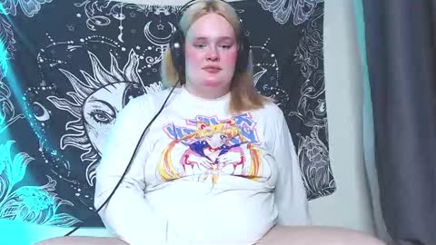 Miss Rose online show from 10.08.25