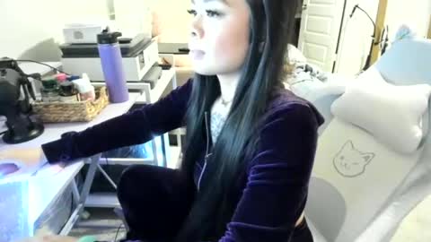 DOLLLFACE online show from 03.07.26