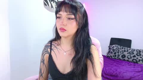 Isabela   Independet model 3 online show from 04.26.26