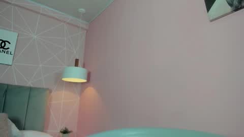 Call me Zoe  online show from 11.21.25