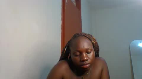 dollyvee online show from 04.15.26