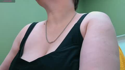 DoloresSea online show from 04.12.26