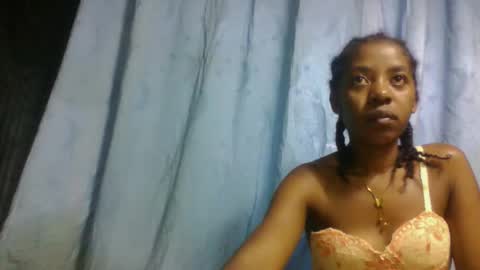 Snapshot of doloresslu chatting on 03.21.26 doloresslu online show from 03.21.26