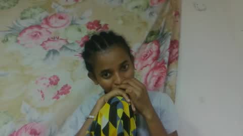 Snapshot of doloresslu chatting on 04.12.26 doloresslu online show from 04.12.26