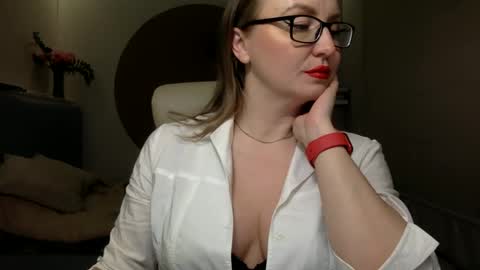 DOM MUMMY online show from 02.23.25