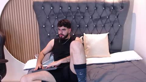 Snapshot of domboy_ chatting on 05.13.26 domboy online show from 05.13.26