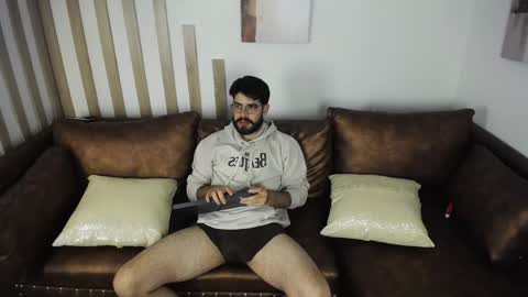 Snapshot of domboy_ chatting on 05.29.26 domboy online show from 05.29.26