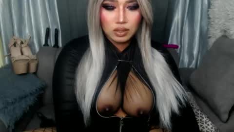 dominant10inchcock online show from 10.31.25