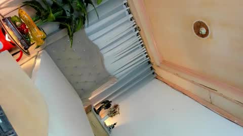 Snapshot of dominantgoddessontop chatting on 09.21.25 CALL ME BABY BELLA online show from 09.21.25