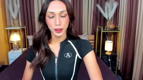 Snapshot of dominantruthlessatyourservice chatting on 10.06.25 Wayne online show from 10.06.25