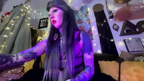 Snapshot of dominatrixmars chatting on 01.01.25 Dominatrix Esther Mars online show from 01.01.25